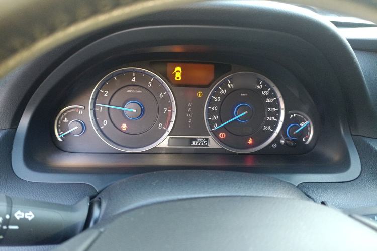 Used Honda Crosstour 2014 2.4L Luxury Navigation Edition