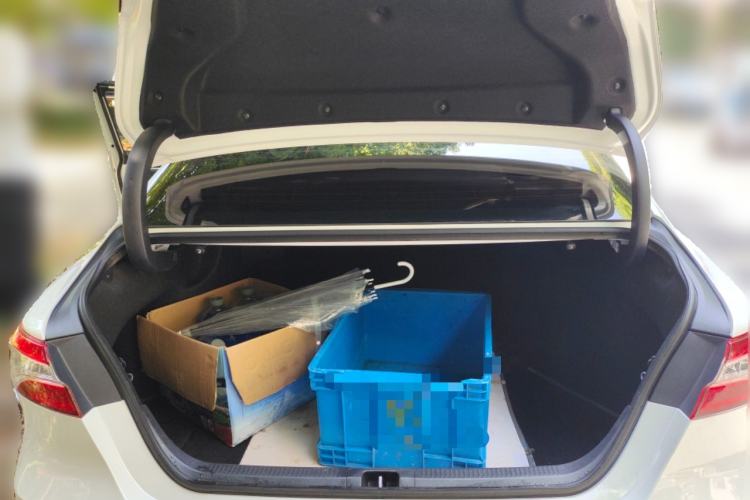 Used Toyota Camry 2023 2.0G Luxury Edition