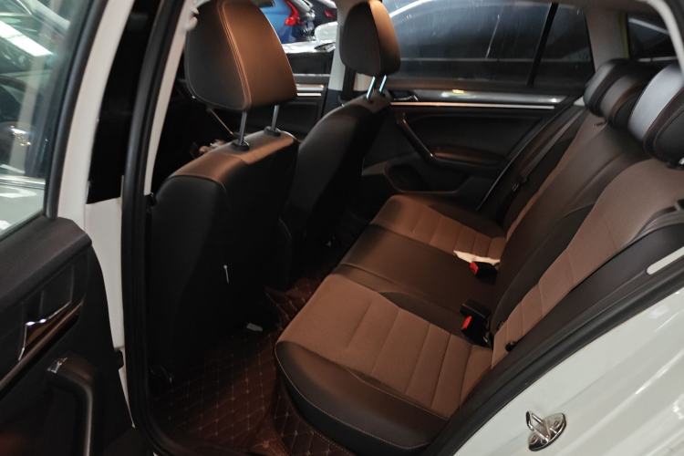 Used Volkswagen C-TREK 2017 1.6L Automatic Comfort Model
