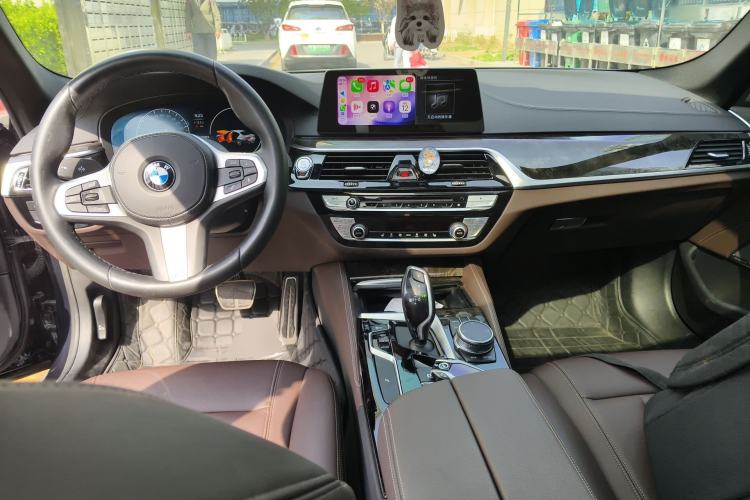 Used BMW 5 Series 2019 525Li M Sport Package Center Console