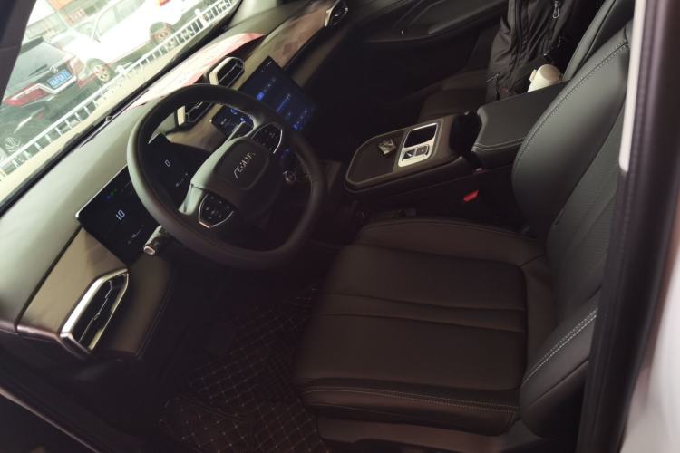 Used Dongfeng Aeolus Mage 2025 1.5T Luxury Version
