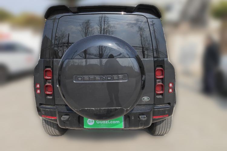 Used Land Rover Defender 2023 Facelift 110 3.0T P400 X-DYNAMIC HSE
