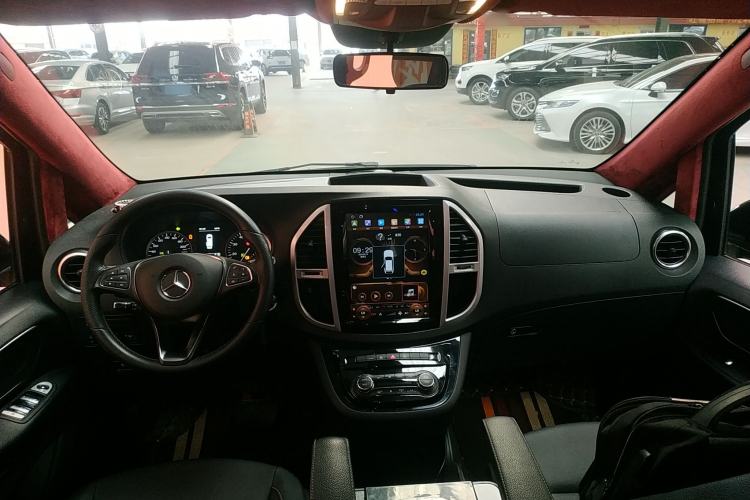 Used Mercedes-Benz Vito 2018 2.0T Business Version China VI Emission Standard