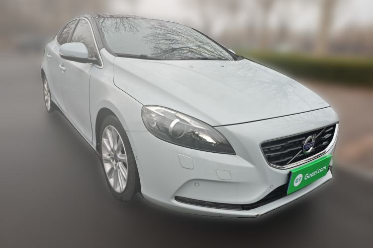Used Volvo V40 2013 2.0T Zhiya Edition