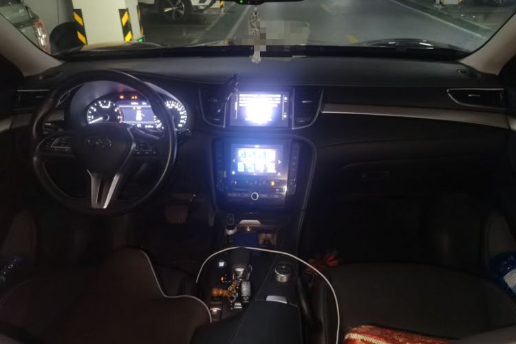 Used Infiniti QX50 2020 Revised Version 2.0T All-Wheel Drive Elite Edition Center Console