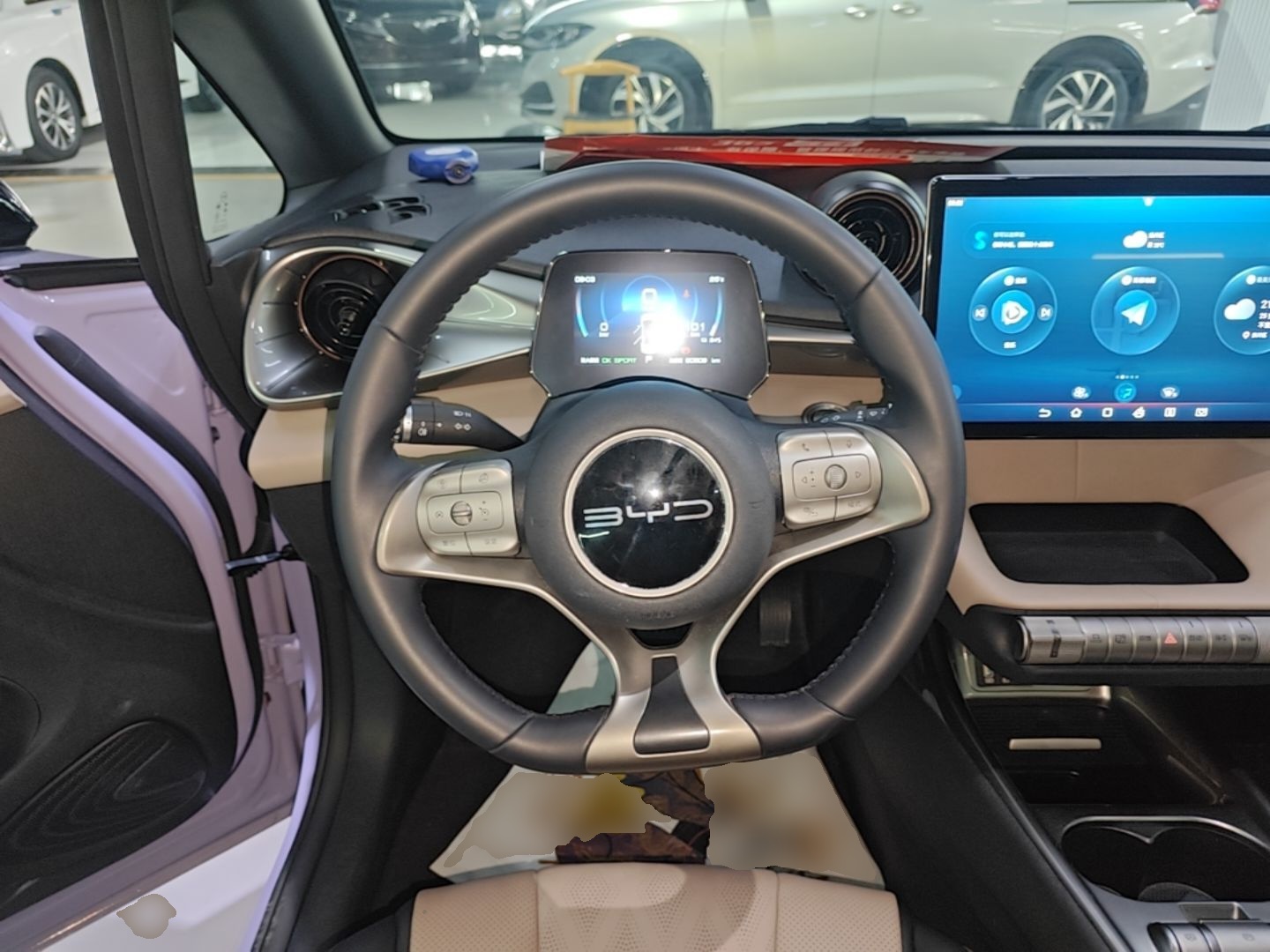 BYD Dolphin 2023 420 km Free Version — снимка 13