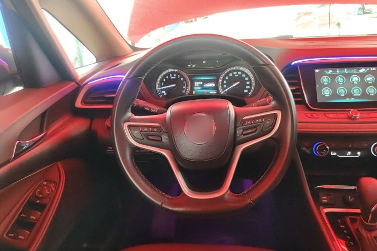 Used Buick GL6 2019 18T 6-Seater Connected Luxury Version China VI Standard Steering Wheel