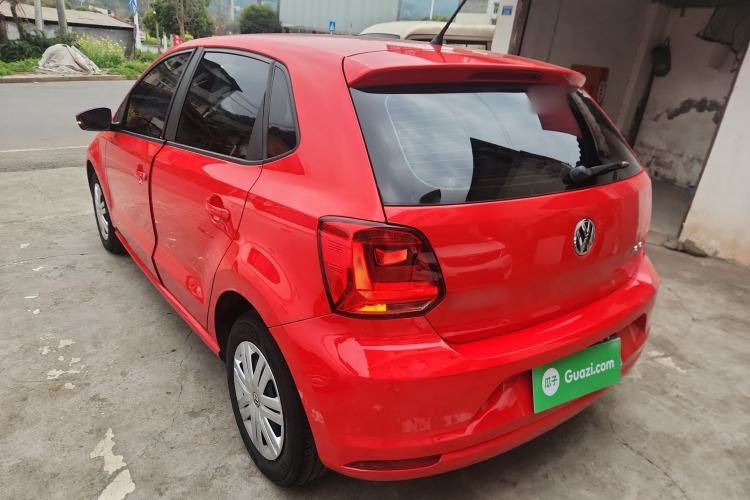 Used Volkswagen Polo 2016 1.4L Manual Fashion Model