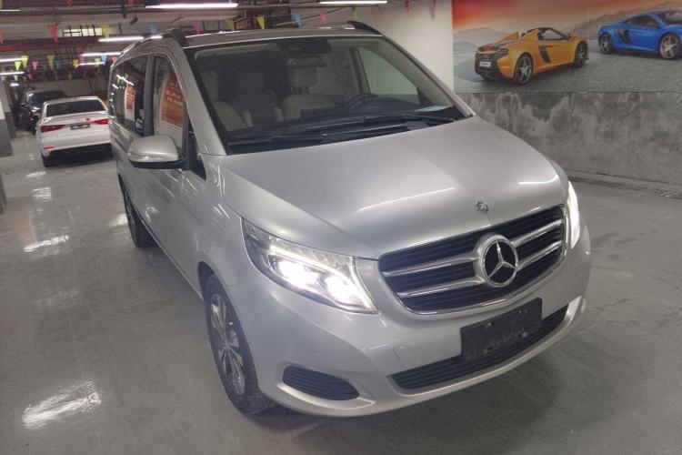 Used Mercedes-Benz V-Class 2016 V 260 Avantgarde Edition