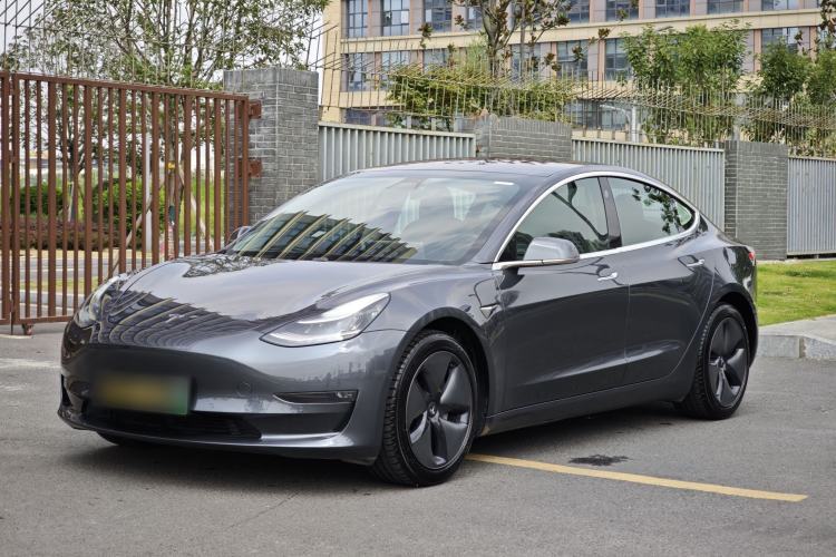 Used Tesla Model 3 2019 Long-Range All-Wheel-Drive Version