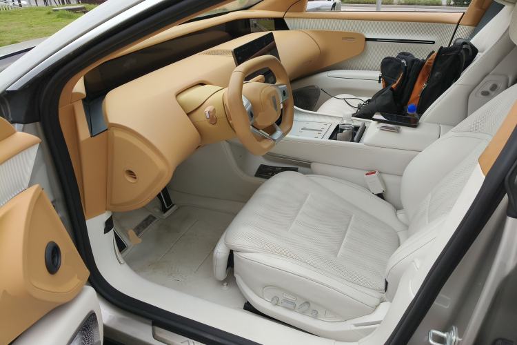 Used Avatr 12 2025 012 Kim Jones Global Collaboration Limited Edition Left Front Seat