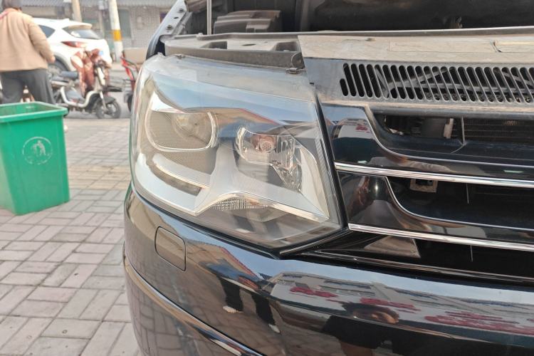 Used Volkswagen Multivan 2014 2.0 TSI Four-Wheel-Drive Executive Edition
