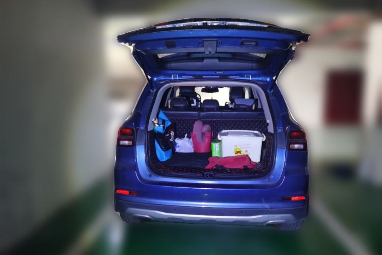 Used Roewe RX5 2016 20T Two-Wheel Drive Automatic Internet Smart Edition Trunk