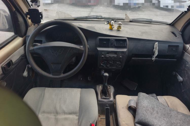 Used Wuling Rongguang 2012 1.2L Extended Basic Version LJY