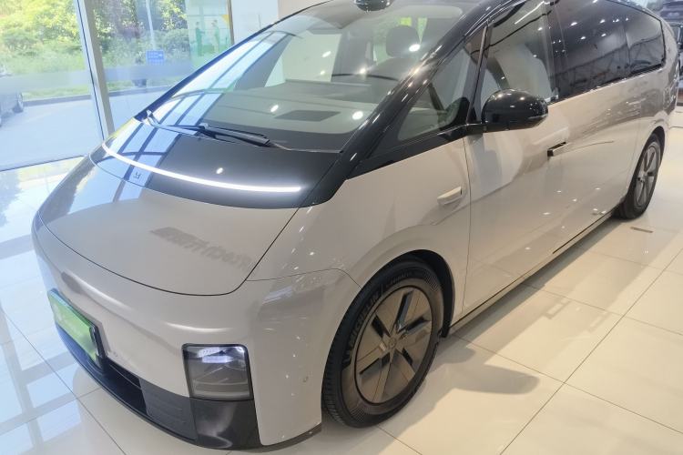 Used Li Auto MEGA 2024 Ultra Model