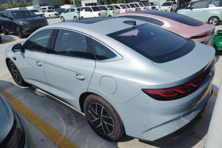 Used BYD Qin L 2025 DM-i Smart Drive 120KM Superior Model