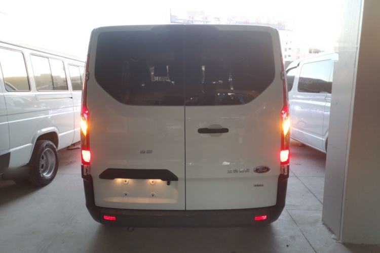 Used Ford Transit 2019 2.0T Diesel Multi-Purpose Commercial Vehicle Short Wheelbase Low Roof 6-Seater China VI Standard