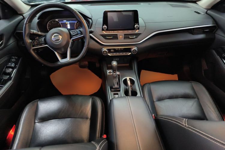 Used Nissan Teana 2020 2.0T XL Upper AD1 Smart Navigation Edition Center Console