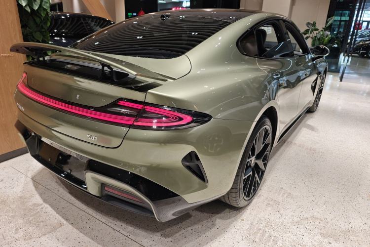 Used Xiaomi Auto SU7 2024 Four-Wheel Drive Ultra-Long Range Advanced Intelligent Driving Max Edition Rear Right 45 Deg