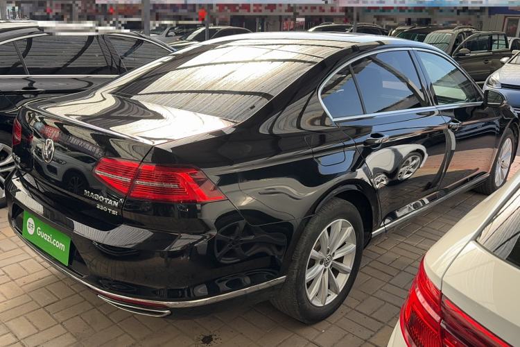Used Volkswagen Magotan 2019 330TSI DSG Leading Edition China V Standard