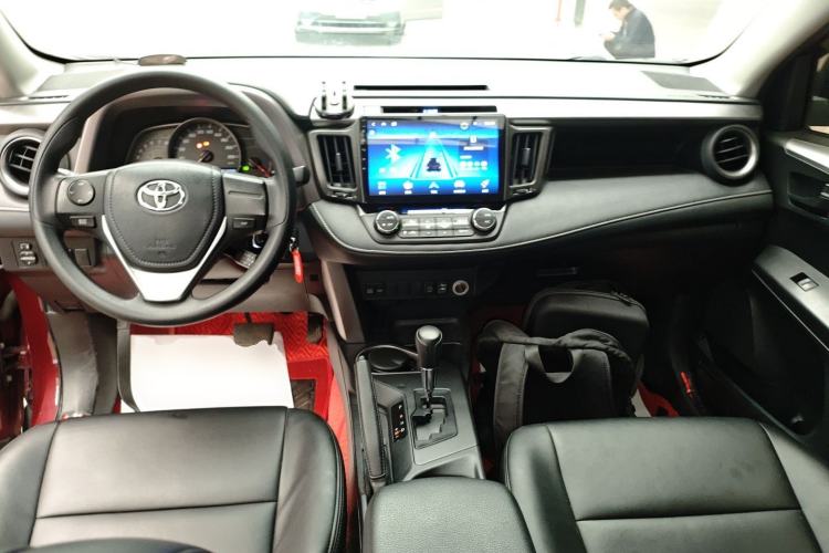 Used Toyota RAV4 2019 2.0L CVT Two-Wheel Drive Pioneer Edition China V Standard