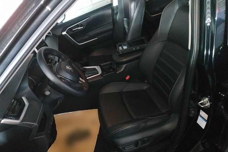 Used Toyota Wildlander 2021 2.0L CVT 4x4 Luxury Edition