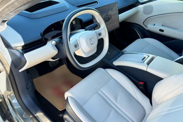 Used Zeekr 007 2024 Four-Wheel Drive Version 75 kWh Interior 6