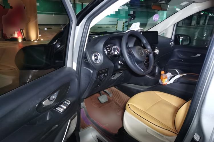 Used Mercedes-Benz Vito 2021 2.0T Elite Version 7 Seats