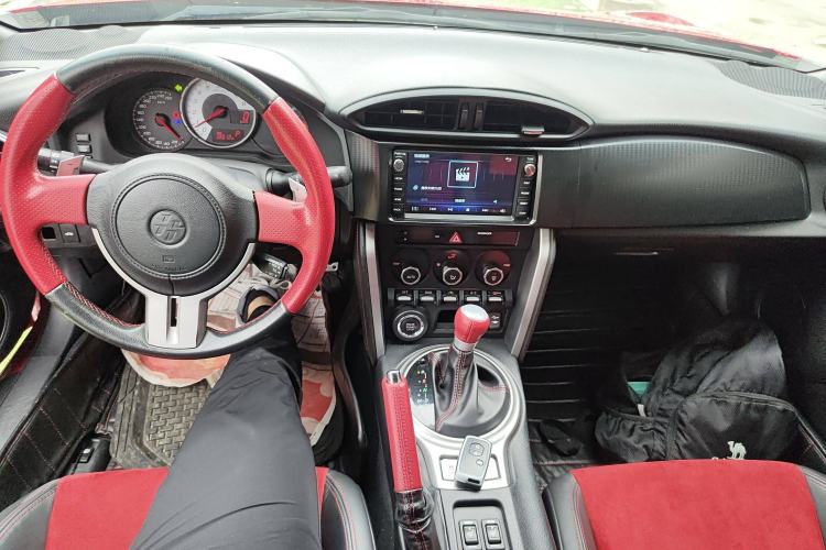 Used Toyota 86 2013 2.0L Automatic Luxury Version