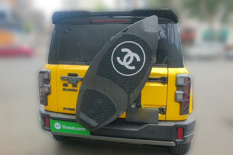 Used BAIC Off-Road BJ40 2024 2.0T All-New Urban Hunter Edition Chivalrous Style
