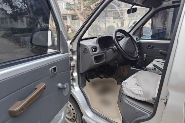 Used Wuling Zhiguang 2010 1.0L New Version Practical Short-Body L2Y