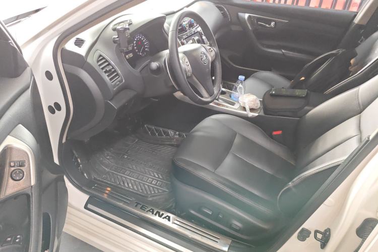 Used Nissan Teana 2014 Duke 2.5L XV Deluxe Edition Driver Seat