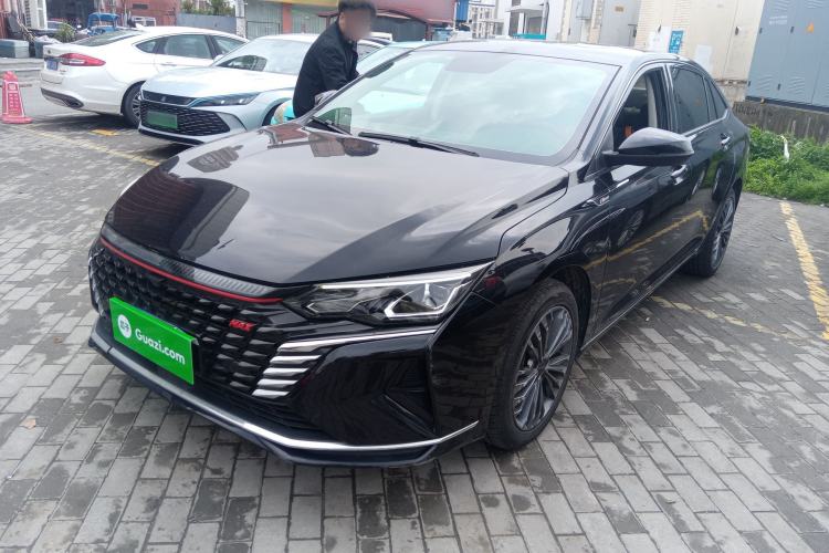 Used Dongfeng Aeolus Yixuan MAX 2023 1.5T Ultra-Stylish Trendsetting Dad Edition