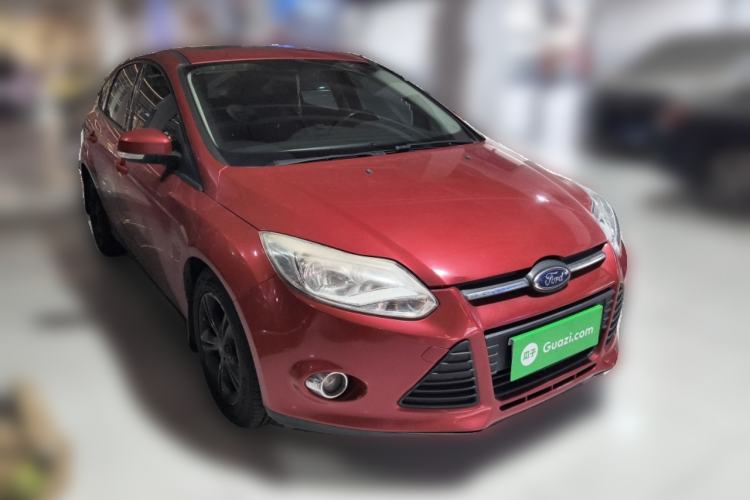 Used Ford Focus 2012 Hatchback 1.6L Automatic Fashion Edition Front Right 45 Deg