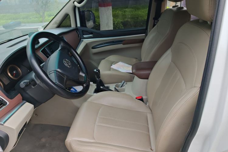 Used FORTHING Lingzhi 2019 M5L 1.6L 7-Seater Luxury Model China VI Standard Left Front Seat