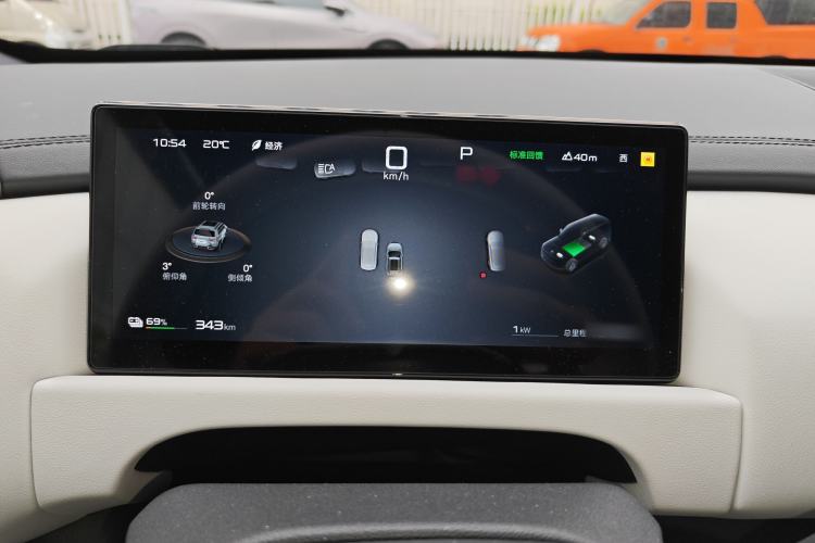 Used Formula Leopard Titanium 3 2025 501KM All-Wheel Drive Intelligent Driving Ultra Version Center Console