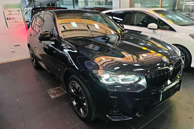 Used BMW iX3 2022 Leading Type Front Right 45 Deg