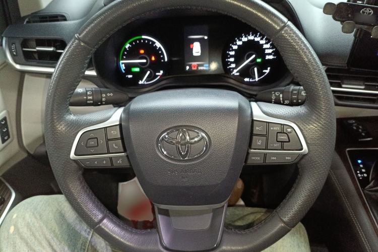 Used Toyota Granvia 2023 2.5L Hybrid Prestige PLUS Edition