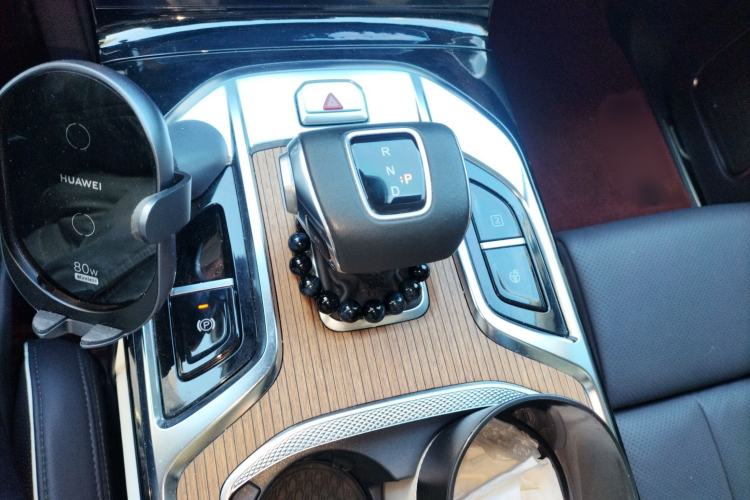 Used Hongqi E-HS9 2022 660 km Range Flagway Edition Six Seats
