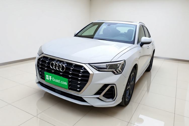 Used Audi Q3 2021 35 TFSI Fashion Dynamic Model