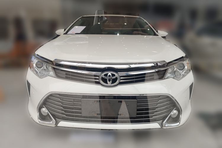 Used Toyota Camry 2015 2.0G Premier Edition Front