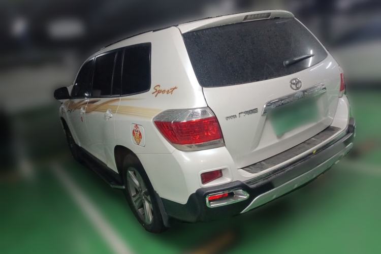 Used Toyota Highlander 2012 2.7L Two-Wheel Drive 7-Seater Luxury Edition
