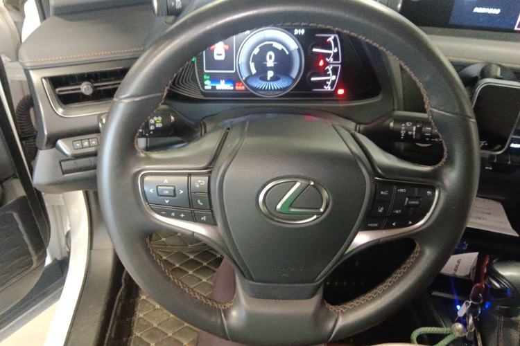 Used Lexus UX 2020 260h Explore & Adventure Edition