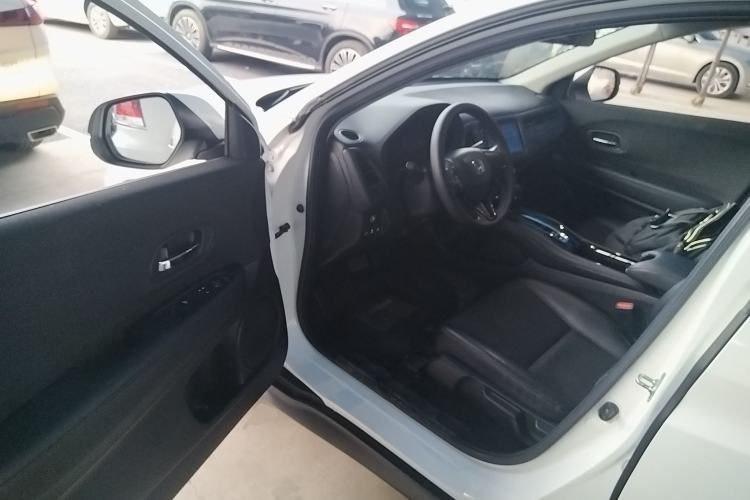 Used Honda Vezel 2020 1.5L CVT Pioneer Edition Driver Seat