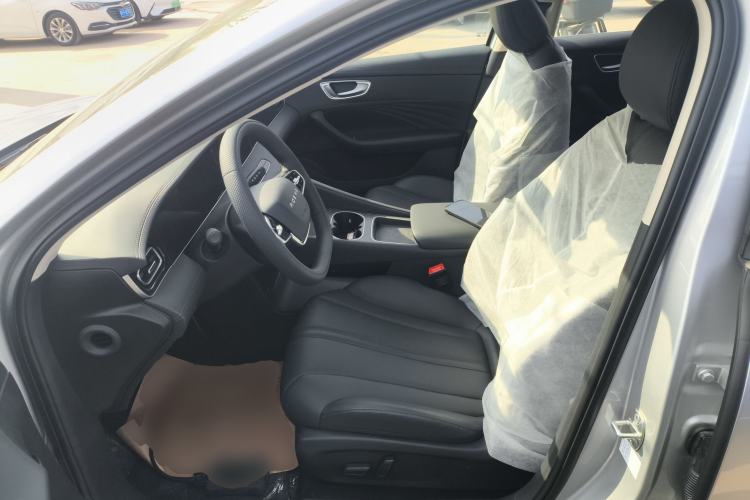 Used Roewe D7 2025 DMH 125km World Champion Edition
