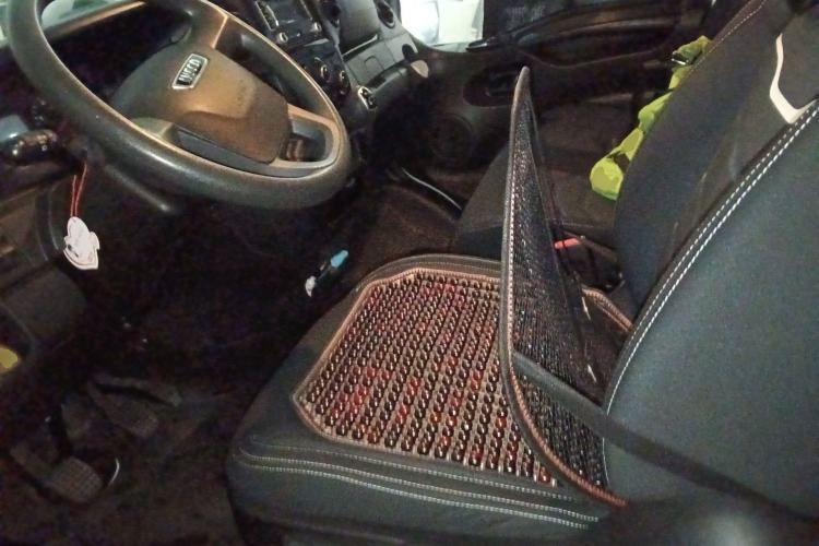 Used Iveco Eurocargo 2021 2.0T Manual Super-Rui Short Wheelbase Low-Roof Side-Hinged Door F1A
