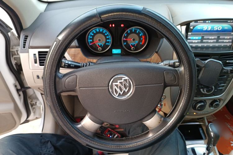 Used Buick Excelle 2015 1.5L Automatic Classic Model