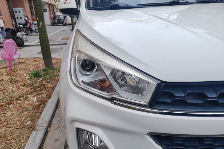 Used Wuling Hongguang S3 2019 Automatic Clutch Version 1.5L Manual Luxury Model China V Standard