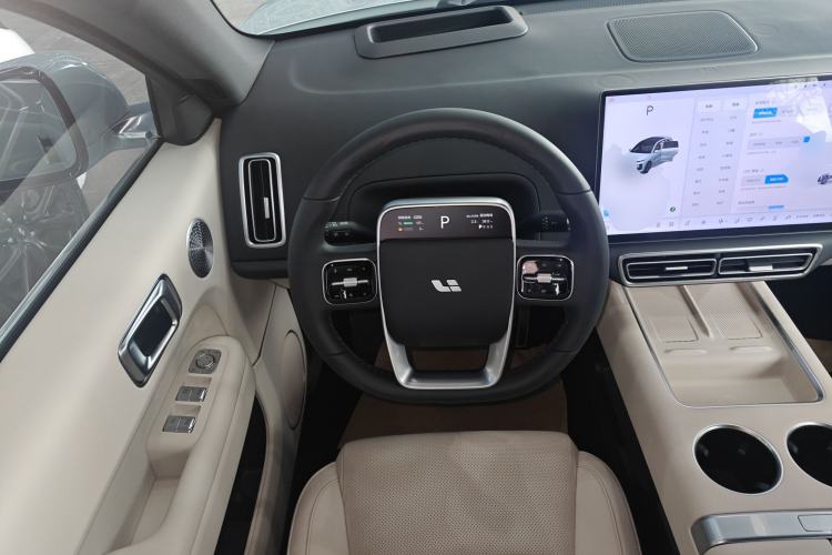 Used Li Auto L6 2025 Max Smart Refresh Edition
