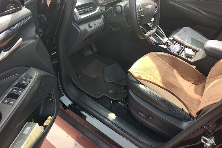 Used SAIC MAXUS G50 2019 1.5T First Edition Automatic Luxury Version 6 Seats Driver Seat